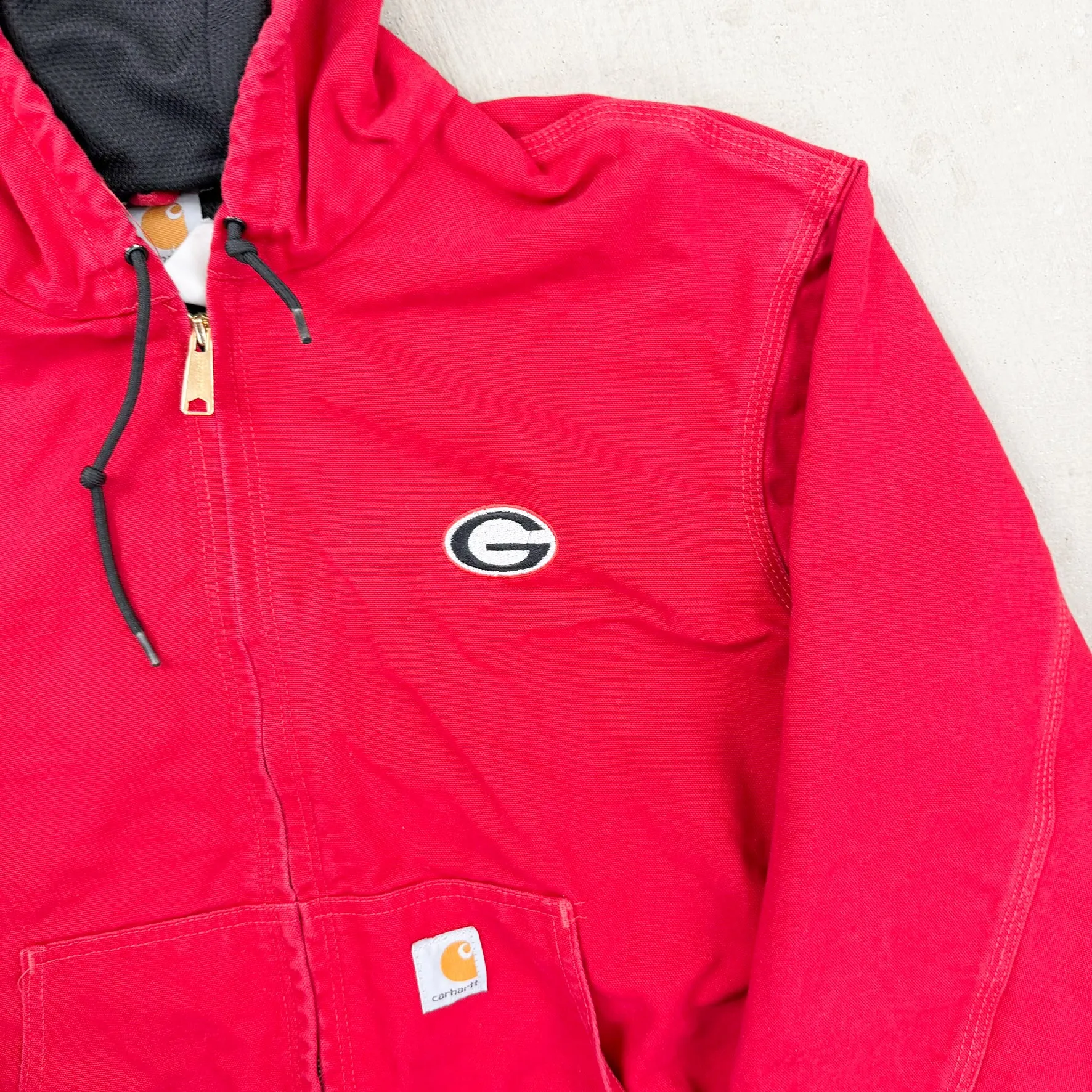 F- Vintage Carhartt University Of Georgia Active Hooded Work Jacket - L sold by HG Vintage product image thumbnail 3