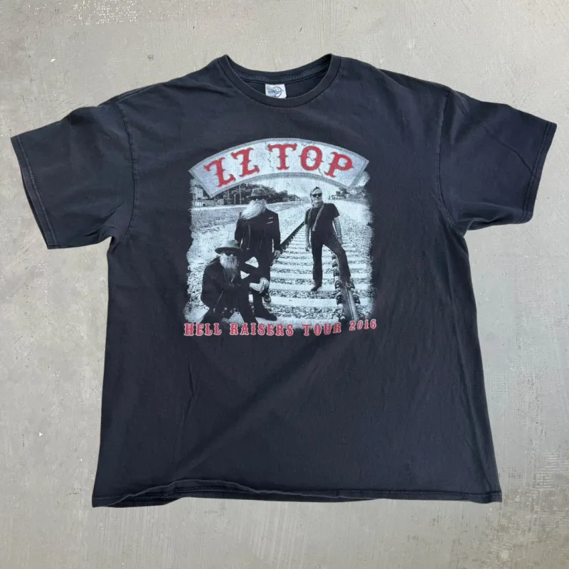 J- '16 ZZ Top Hell Raisers Picture Tour Tee - XL made by HG Vintage