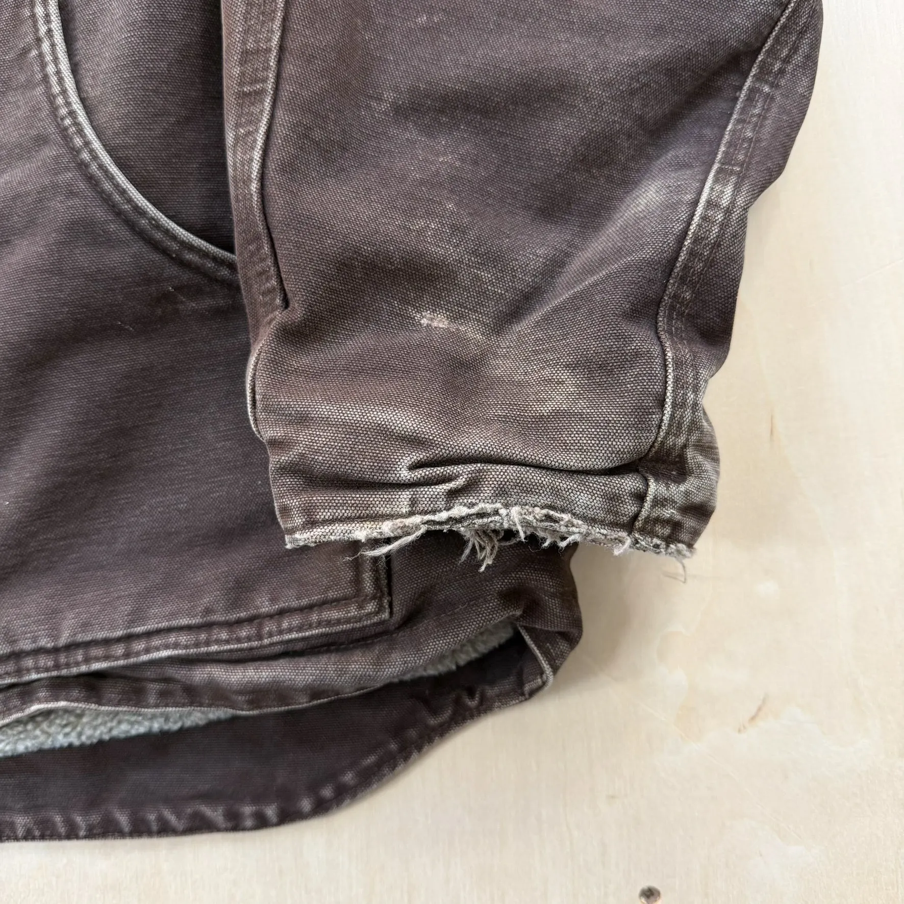 J- Vintage Carhartt Sherpa Lined Zip Up Work Jacket - L sold by HG Vintage product image thumbnail 5