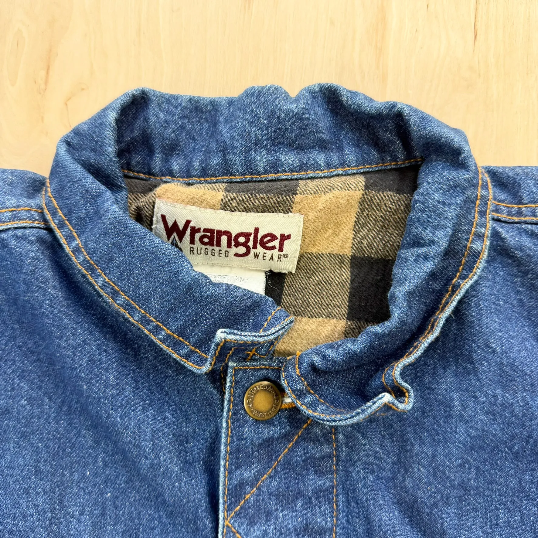 J- Vintage Wrangler Rugged Wear Flannel Lined Denim Jacket - XL sold by HG Vintage product image thumbnail 4