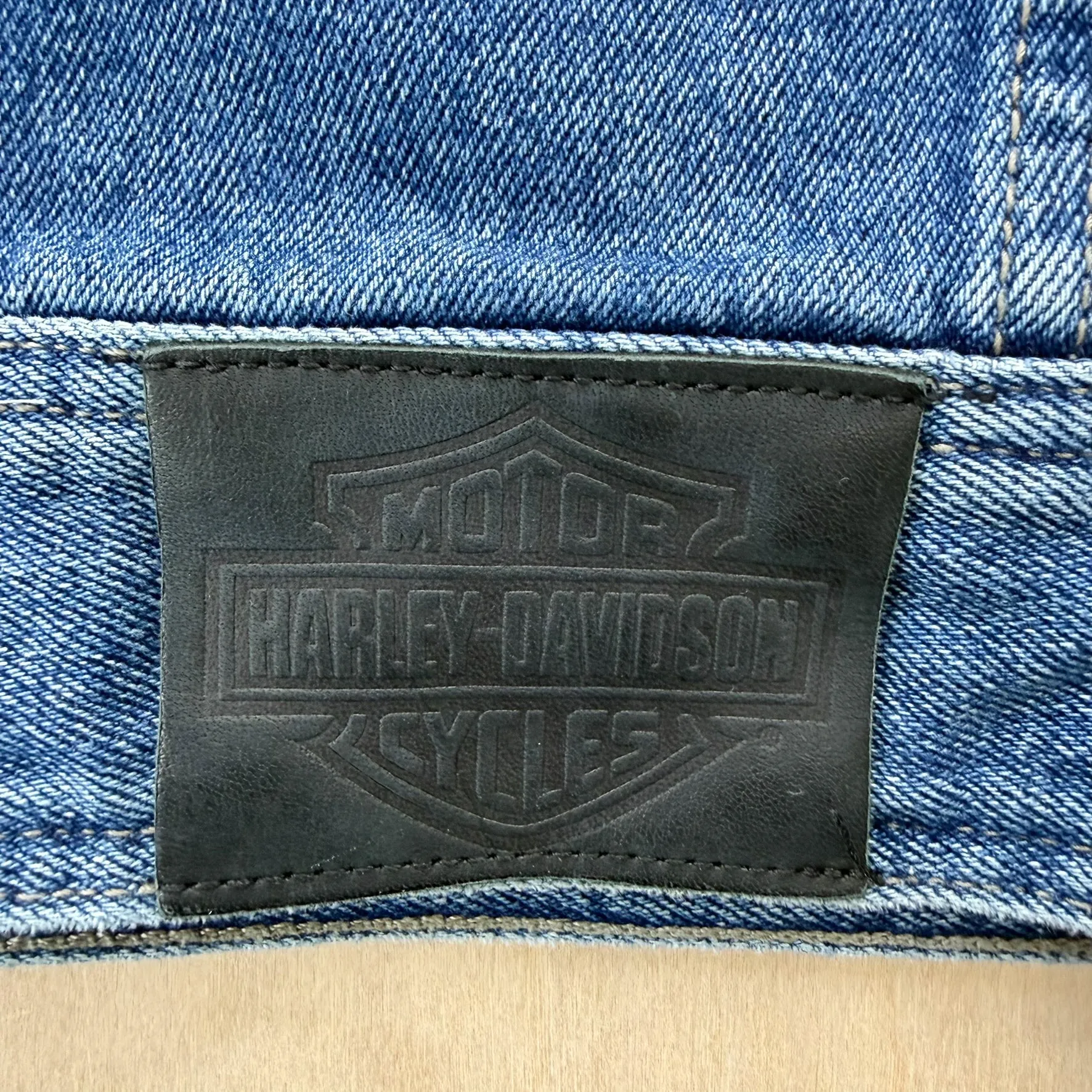 J- Vintage Harley Davidson Embroidered Text & Logo Denim Jacket - L sold by HG Vintage product image thumbnail 5