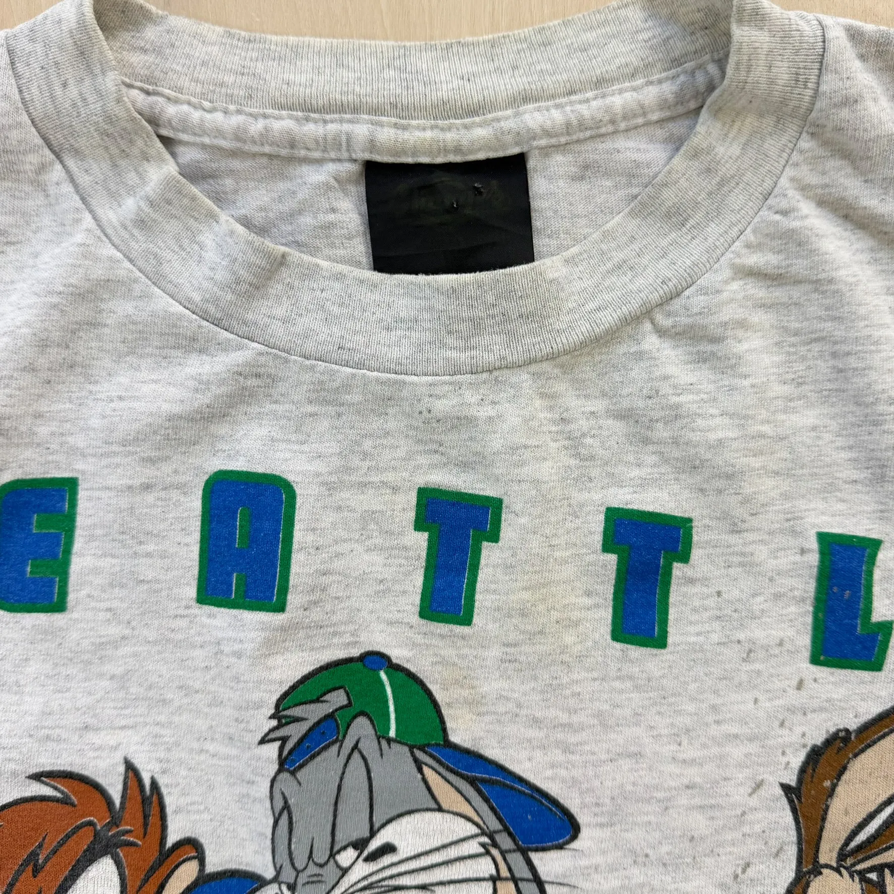 J- Vintage '93 Seattle Seahawks NFL Looney Tunes Graphic Single Stitch Tee - M sold by HG Vintage product image thumbnail 3