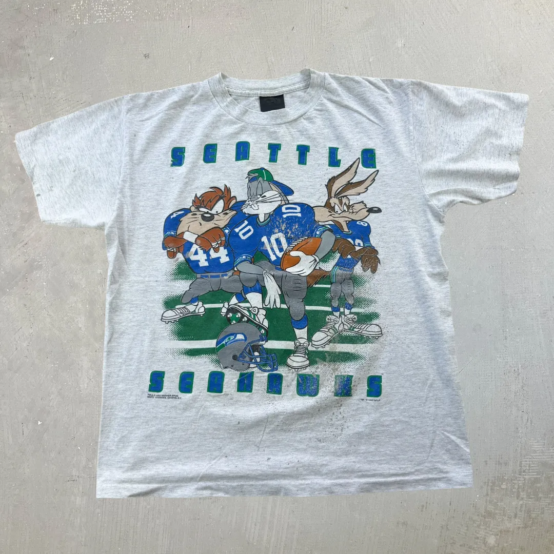 J- Vintage '93 Seattle Seahawks NFL Looney Tunes Graphic Single Stitch Tee - M sold by HG Vintage