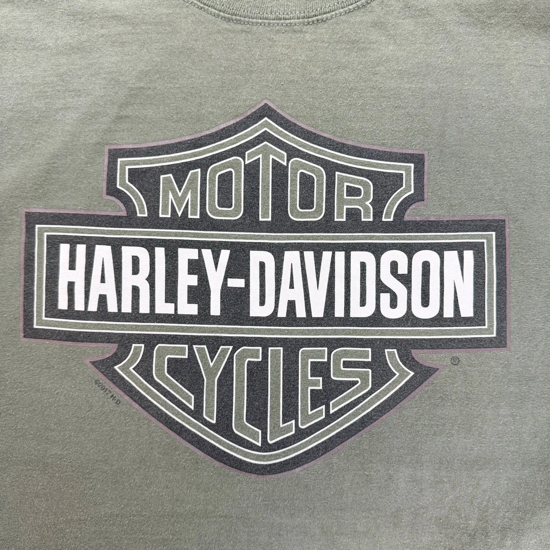 J- '17 Harley Davidson Mississauga Ontario Graphic Tee - L sold by HG Vintage product image thumbnail 4