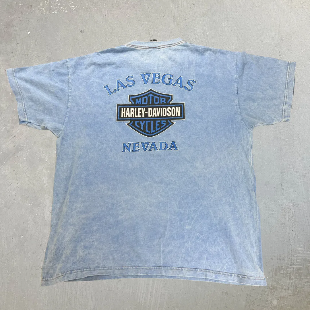 J- Vintage '98 Harley Davidson Las Vegas Blue Acid Wash Made In USA Pocket Tee - XL sold by HG Vintage product image thumbnail 3