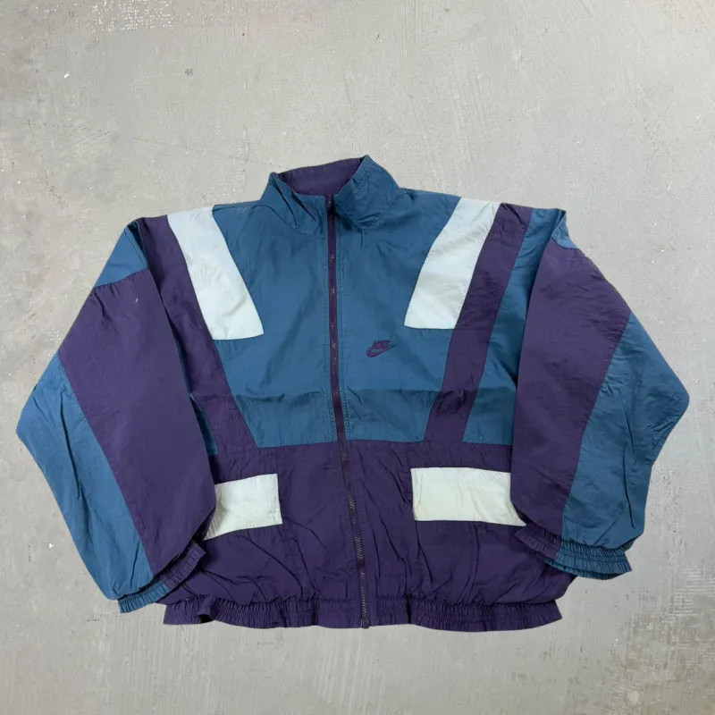 J- Vintage Nike Embroidered Text & Swoosh Color Block Lightweight Jacket - M made by HG Vintage