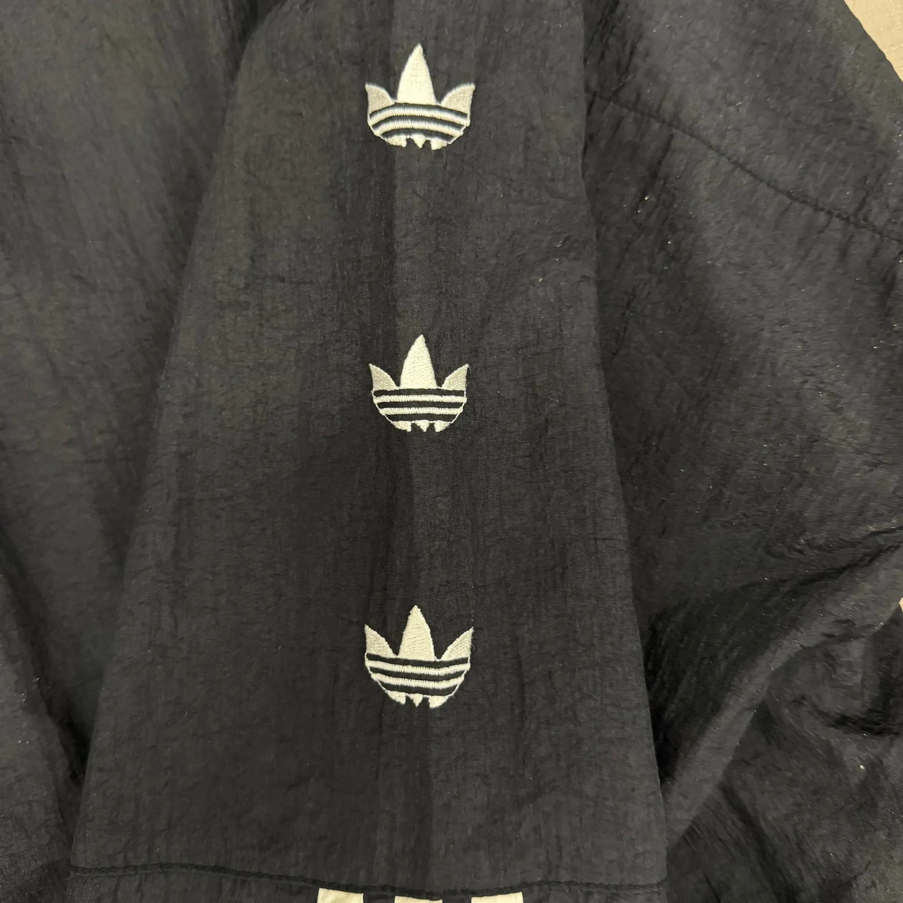 J- Vintage Adidas Embroidered Logo Zip Up Lightweight Jacket - L sold by HG Vintage product image thumbnail 4