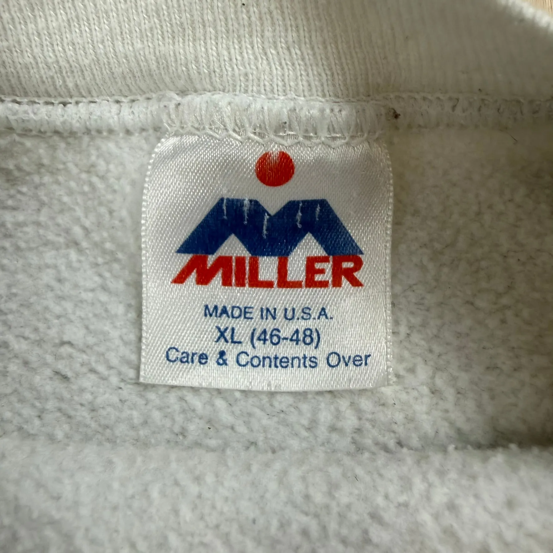 J- Vintage '86 Palm Spring Beach Club Car Graphic Made In USA Crewneck - XL sold by HG Vintage product image thumbnail 5