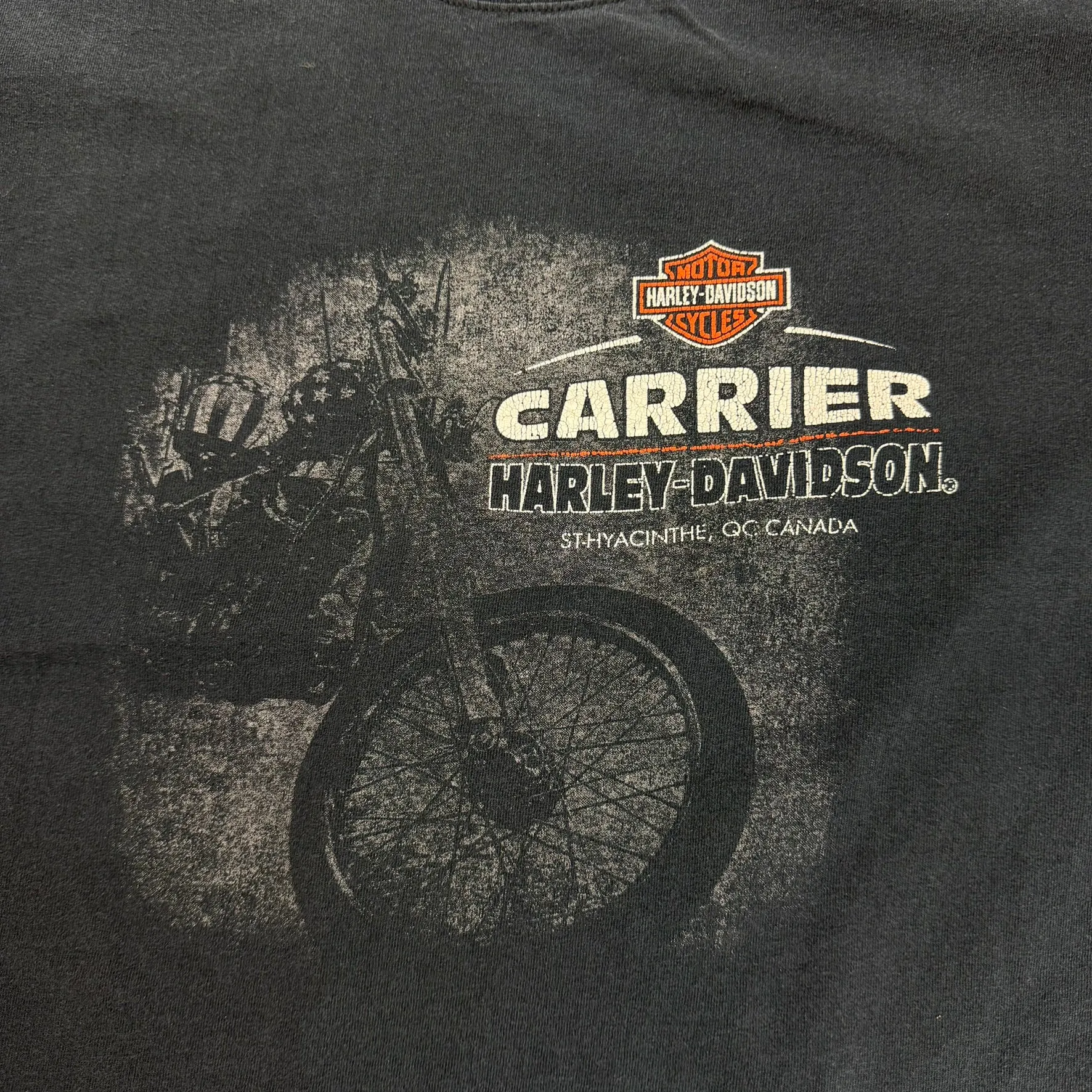J- Vintage Harley Davidson St-Hyacinthe Quebec Graphic Tee - L sold by HG Vintage product image thumbnail 2