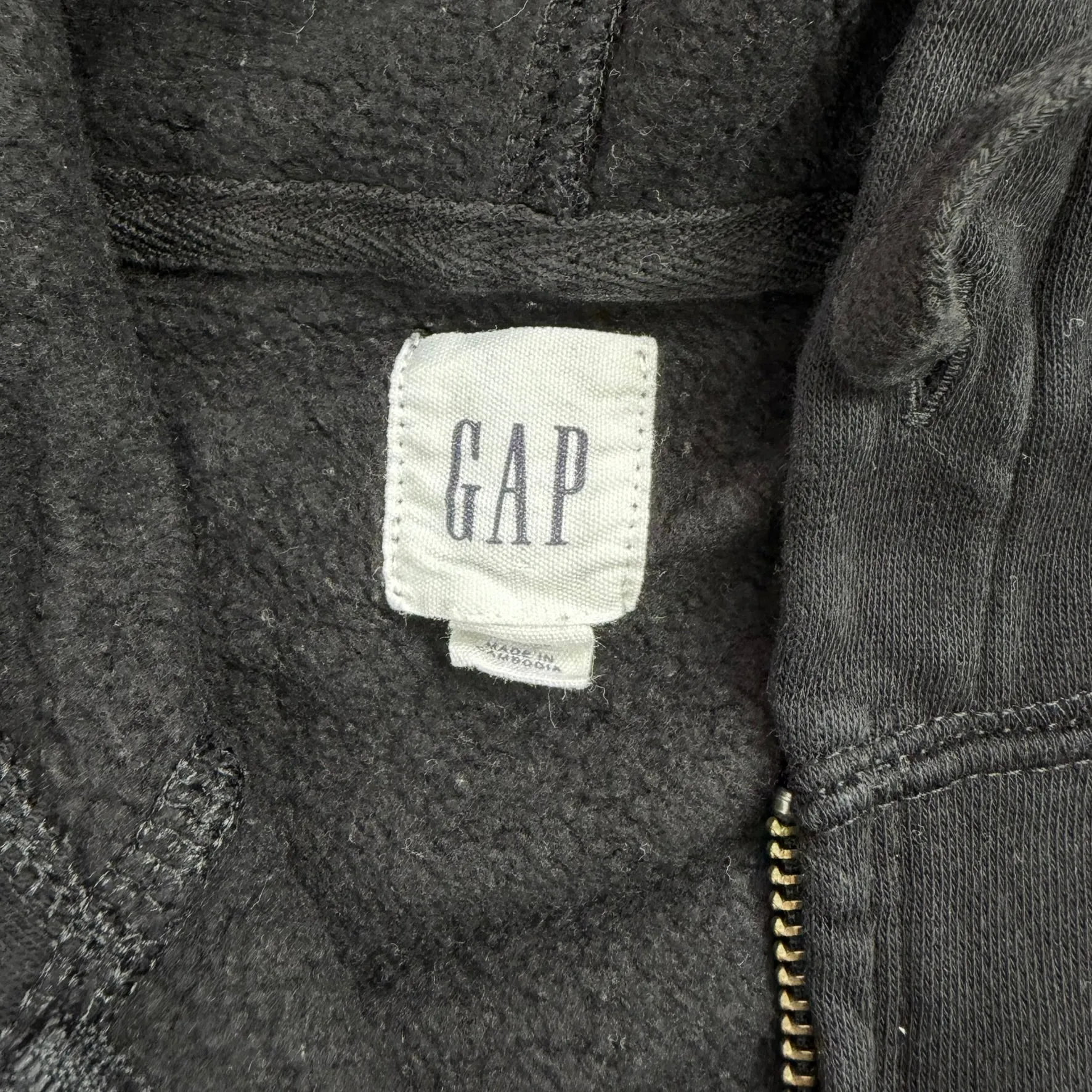 J- Vintage Gap Embroidered Text Black Zip Up Hoodie - 2XL sold by HG Vintage product image thumbnail 3