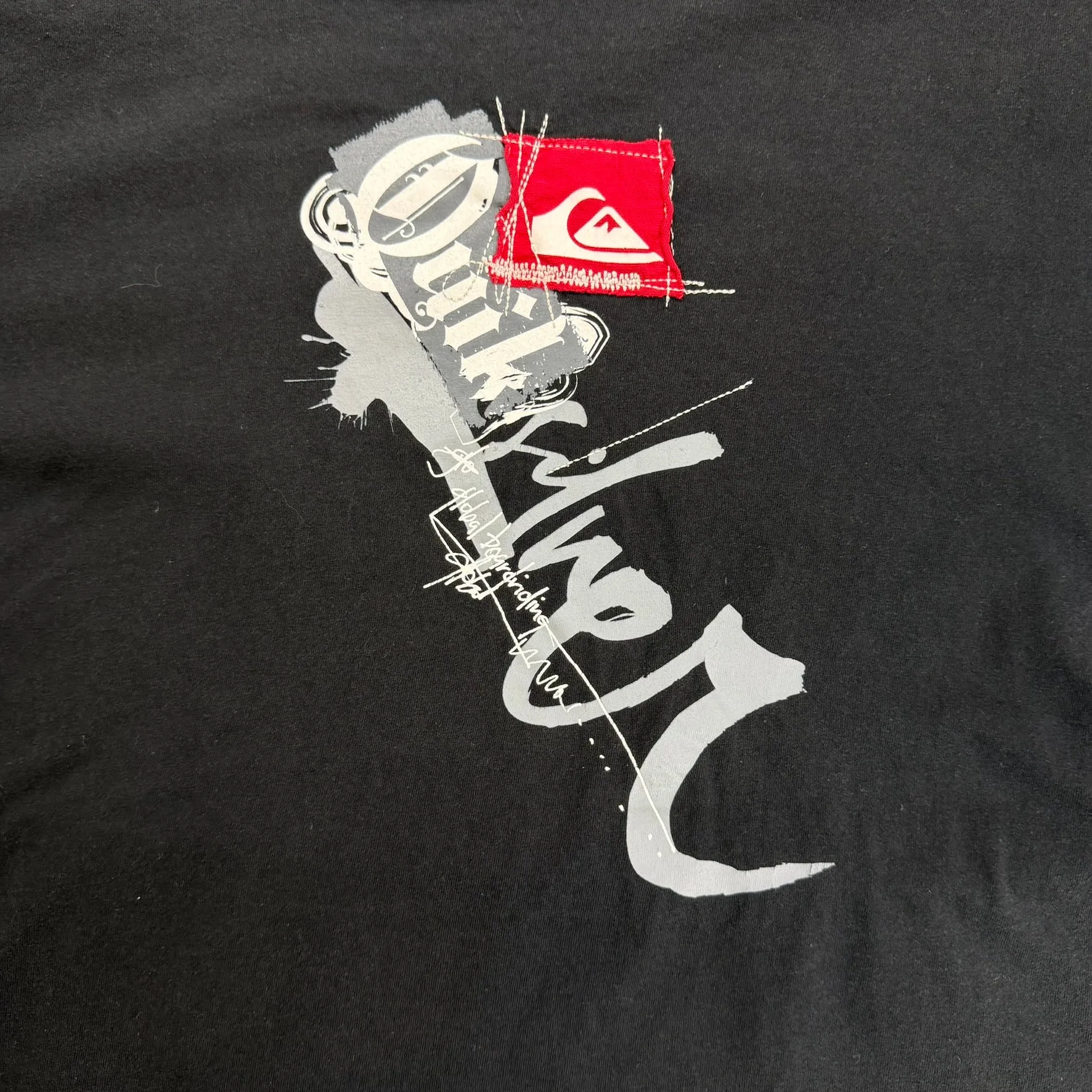J- Quicksilver Text & Logo Patch Graphic Tee - L sold by HG Vintage product image thumbnail 2