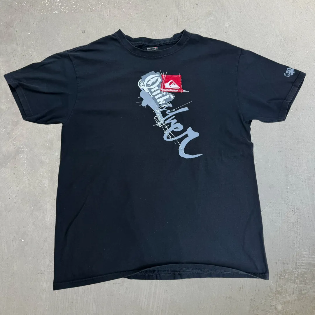 J- Quicksilver Text & Logo Patch Graphic Tee - L sold by HG Vintage