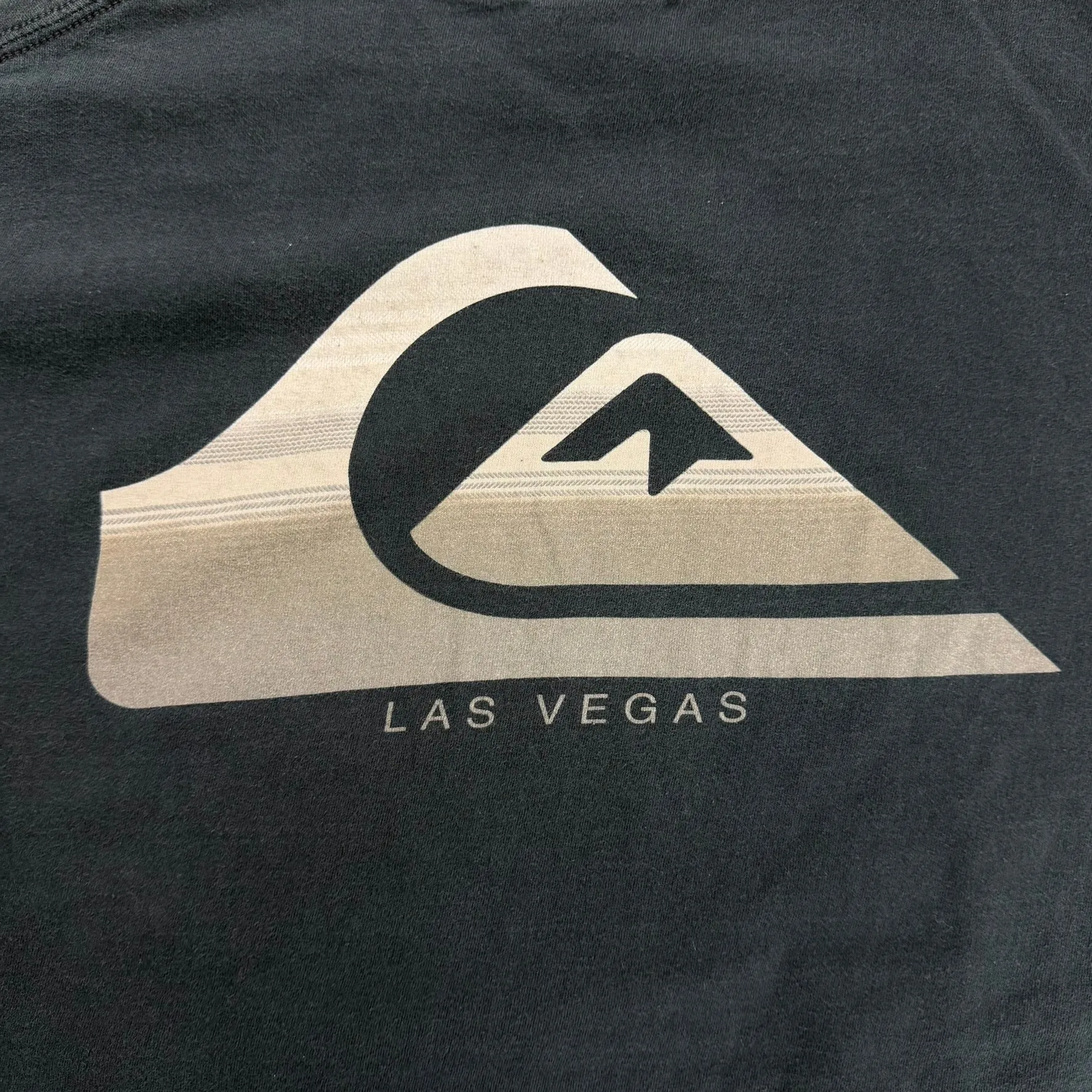 J- Quicksilver Logo Graphic Tee - XL sold by HG Vintage product image thumbnail 5