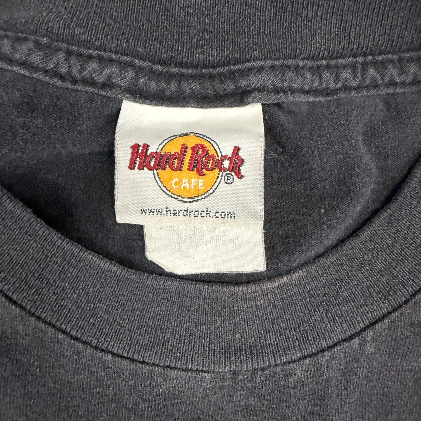 J- Vintage Hard Rock Cafe Minneapolis Graphic Tee - L sold by HG Vintage product image thumbnail 3