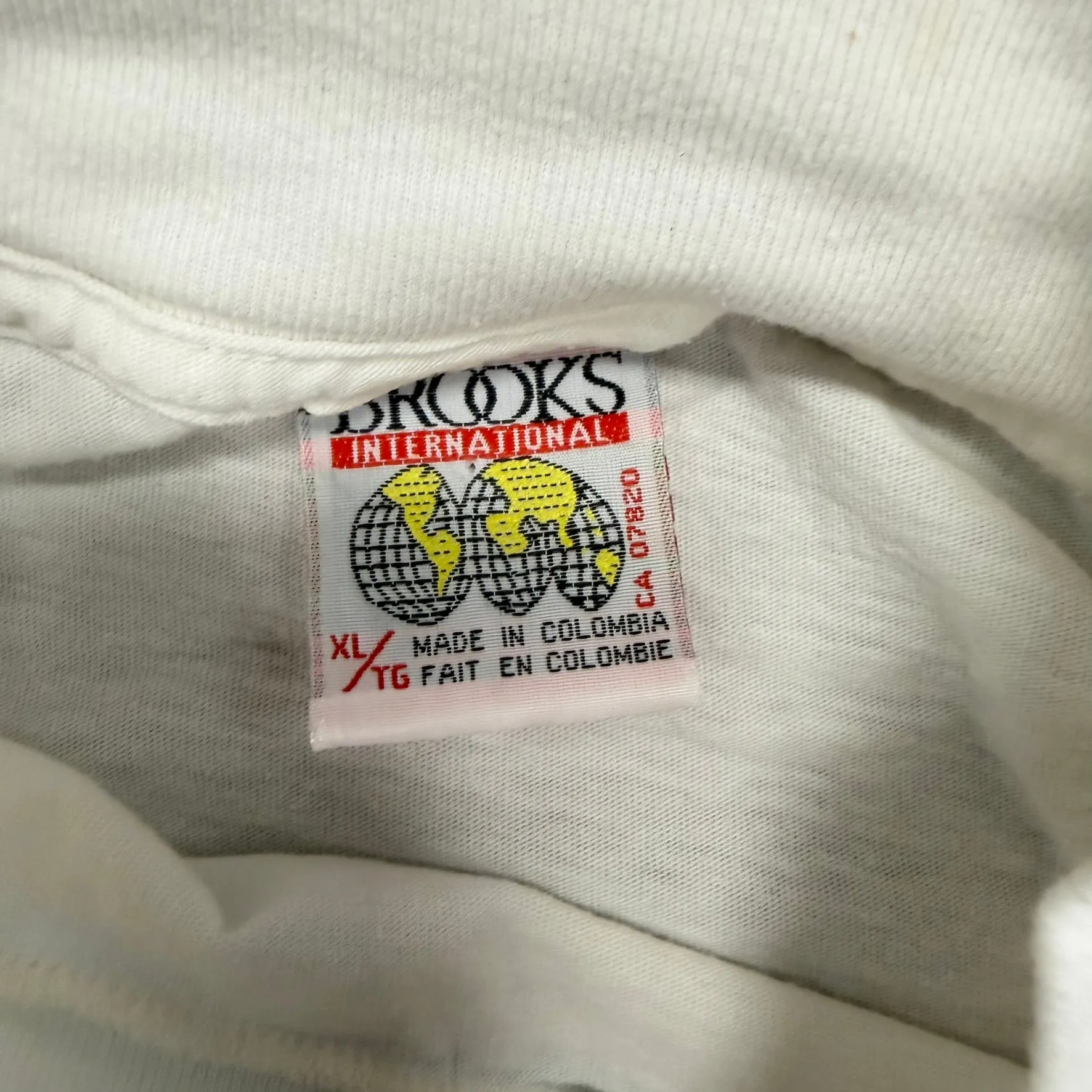 J- Vintage Brooks Sports Pro Sky Team Graphic Long Sleeve Tee - XL sold by HG Vintage product image thumbnail 4