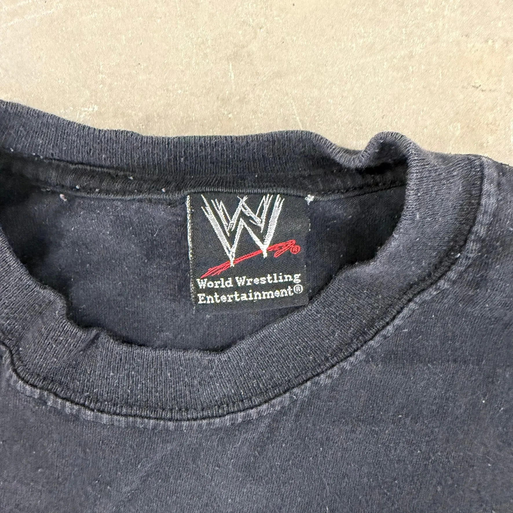 J- Vintage '09 WWE Logo Tee - L sold by HG Vintage product image thumbnail 3