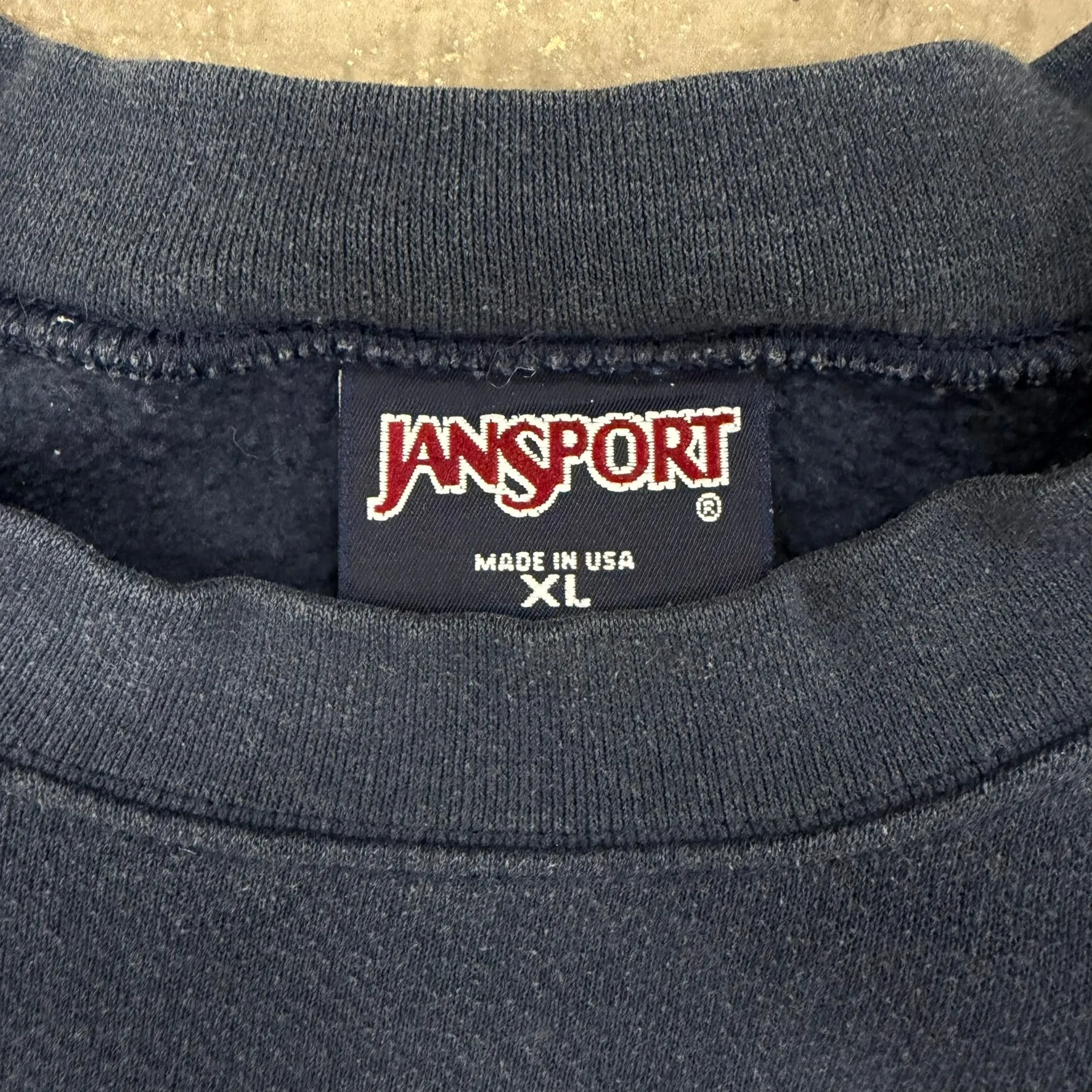 J- Vintage Murray State University Embroidered Text Made In USA Crewneck - XL sold by HG Vintage product image thumbnail 3