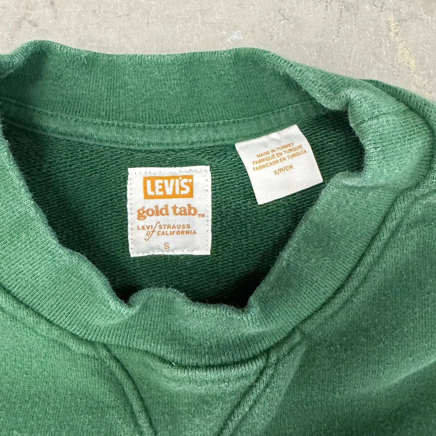 J- Levi's Gold Tab Blank Green Crewneck - S sold by HG Vintage product image thumbnail 2