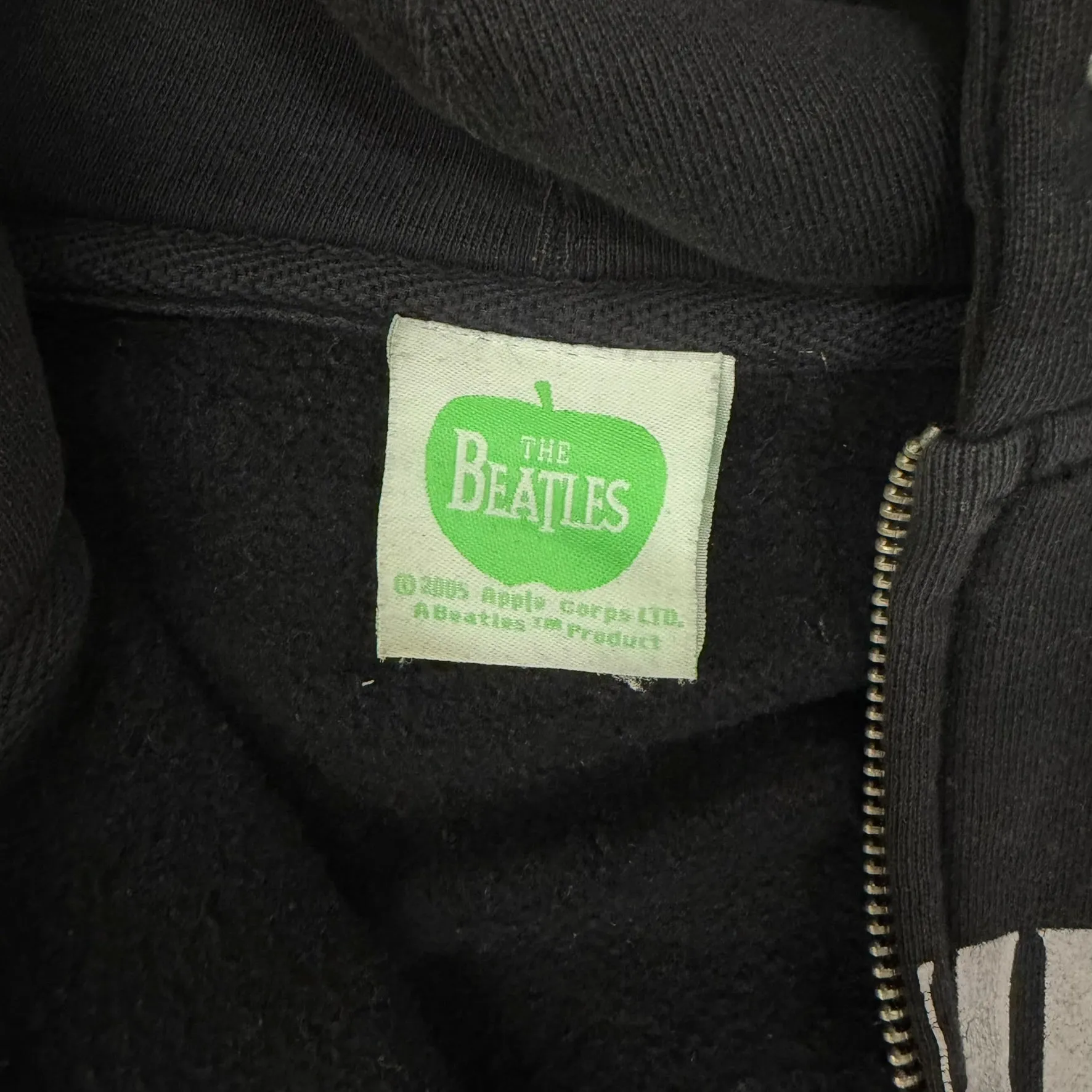 J- Vintage The Beatles Abbey Road Graphic Zip Up Hoodie - L sold by HG Vintage product image thumbnail 3