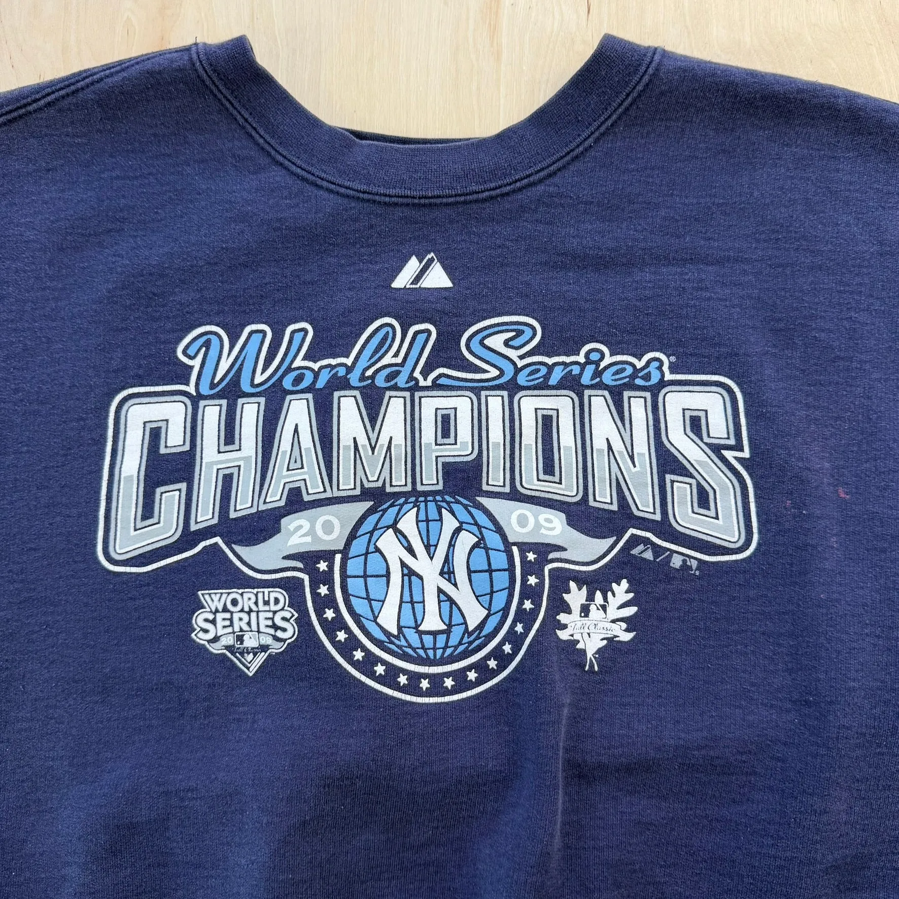 J- Vintage '09 New York Yankees World Series Champions MLB Majestic Crewneck - XL sold by HG Vintage product image thumbnail 2