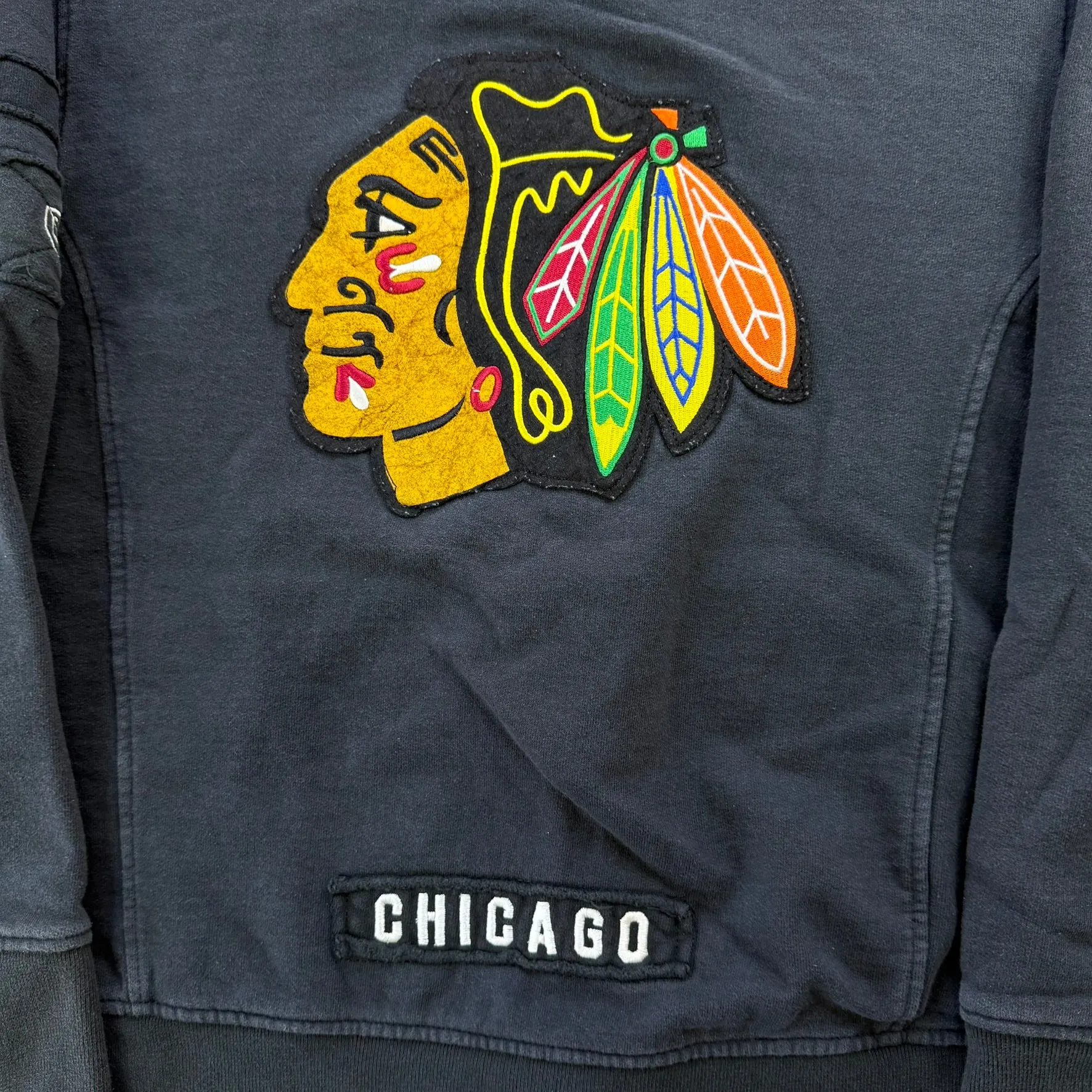J- Vintage Chicago Blackhawks NHL Old Time Hockey Embroidered Logo Zip Up Hoodie - L sold by HG Vintage product image thumbnail 4