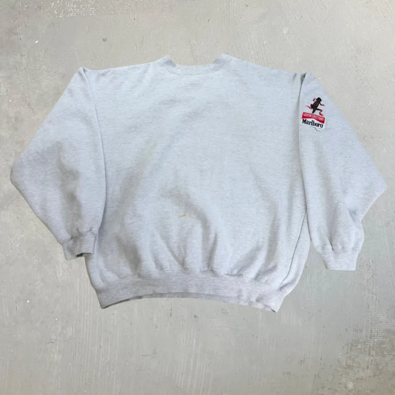 J- Vintage Marlboro Adventure Team Embroidered Lizard Crewneck - L made by HG Vintage