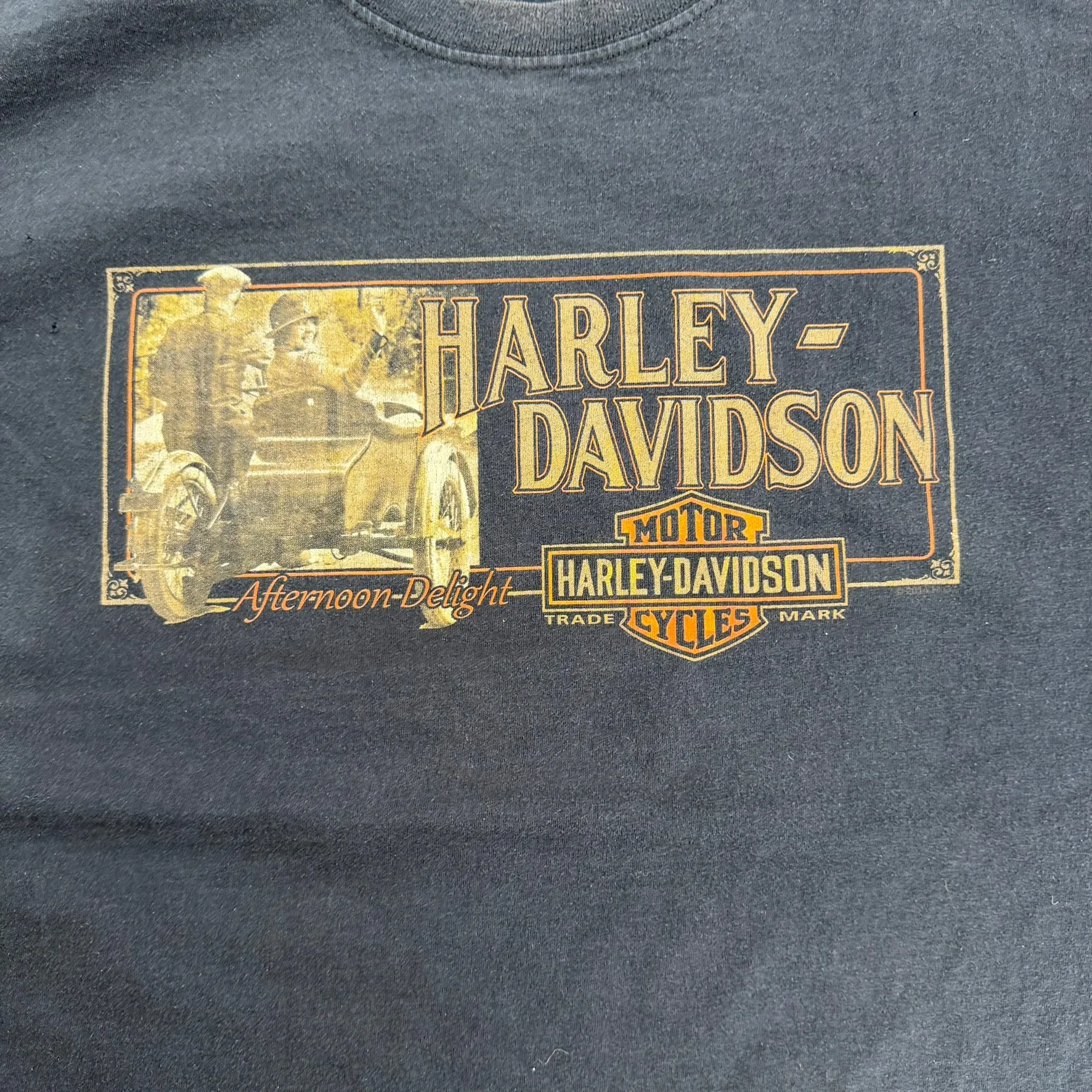 J- Vintage '14 Harley Davidson Medicine Hat Alberta Graphic Tee - 2XL sold by HG Vintage product image thumbnail 2