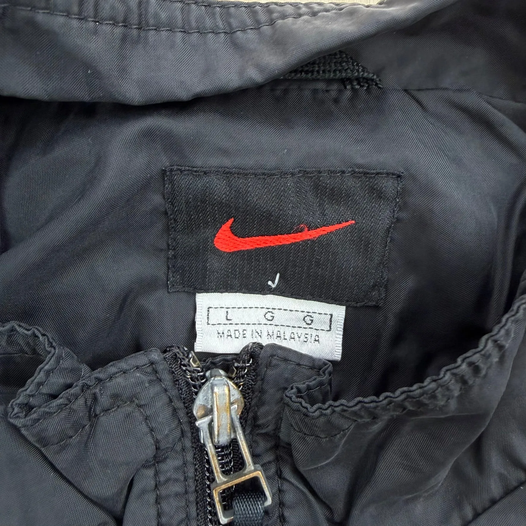J- Vintage Nike Embroidered Swoosh Black Lightweight Zip Up Jacket - L sold by HG Vintage product image thumbnail 3