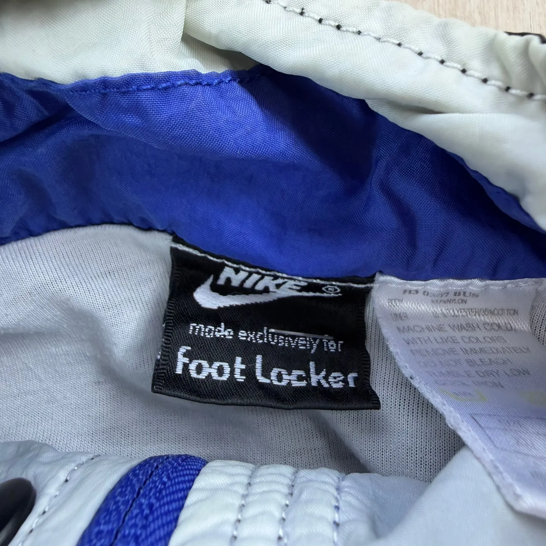 J- Vintage Nike Blue/Black Lightweight Zip Up Jacket - 2XL sold by HG Vintage product image thumbnail 3