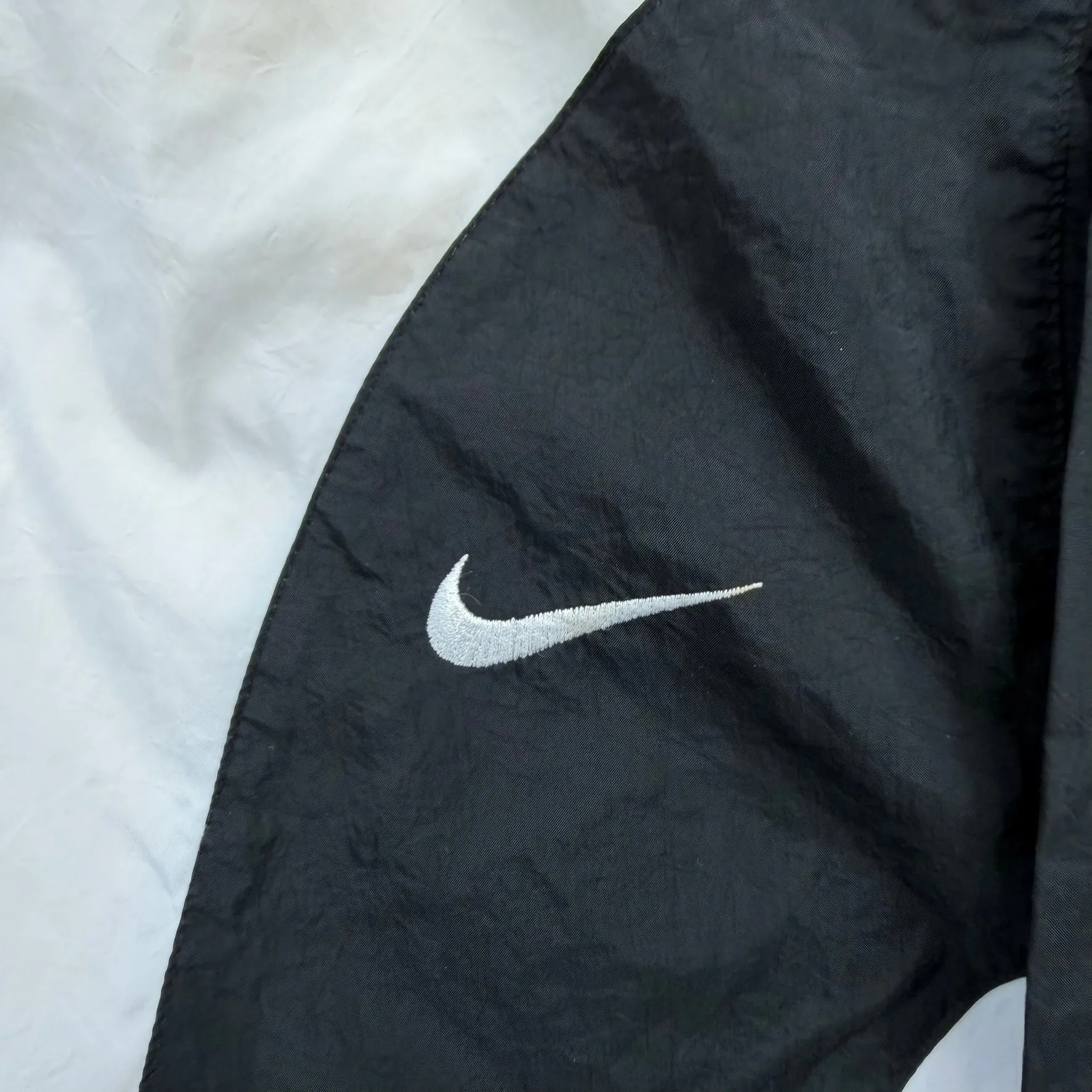 J- Vintage Nike Embroidered Swoosh Red/White Lightweight Zip Up Jacket - M sold by HG Vintage product image thumbnail 2