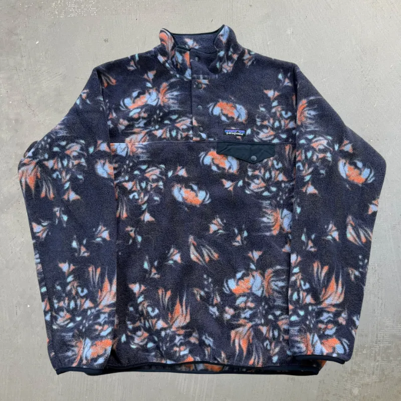 J- Patagonia Synchilla Grey/Orange Patterned Polar Fleece - L sold by HG Vintage