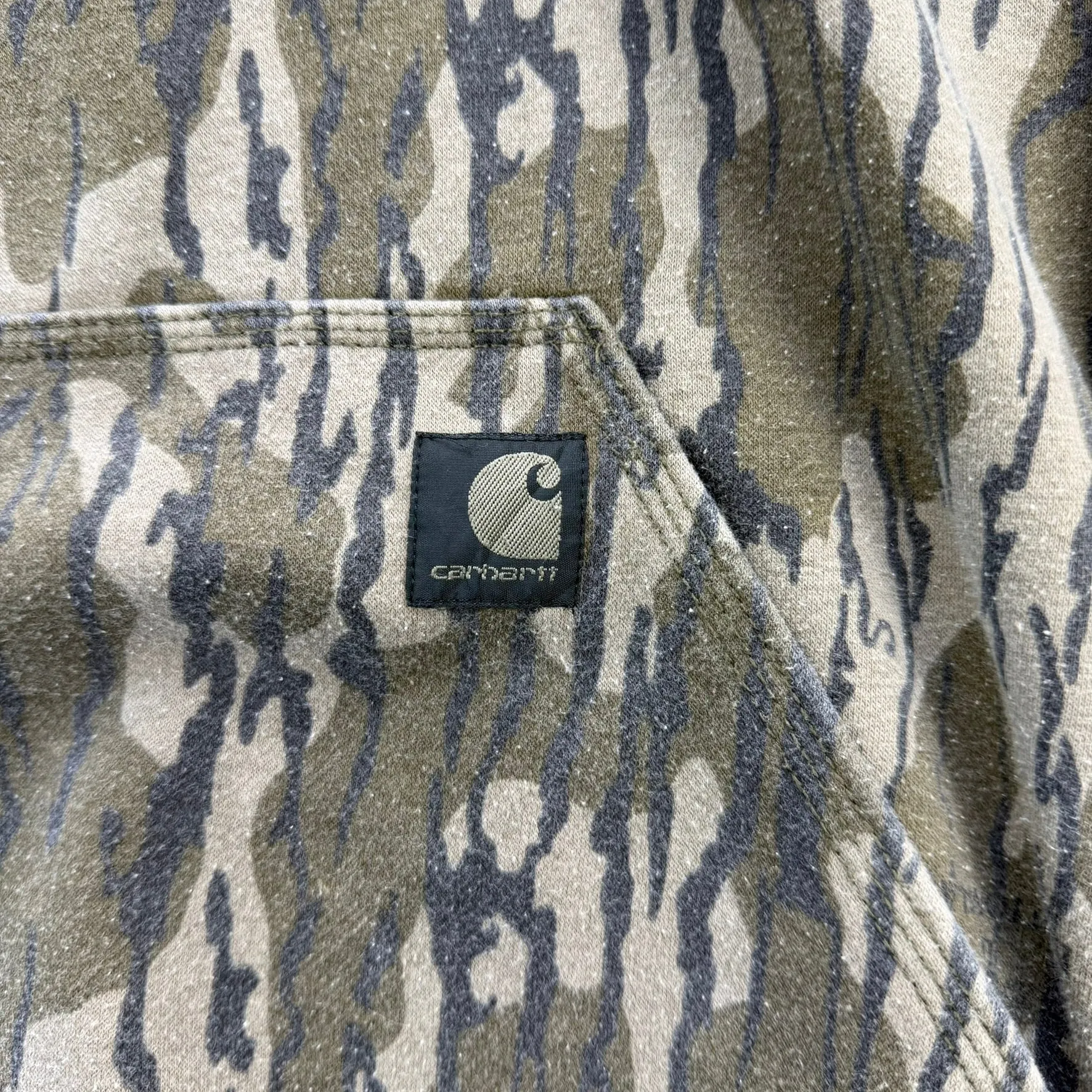 J- Carhartt Bottom Land Real Tree Camo Hoodie - 2XL sold by HG Vintage product image thumbnail 2