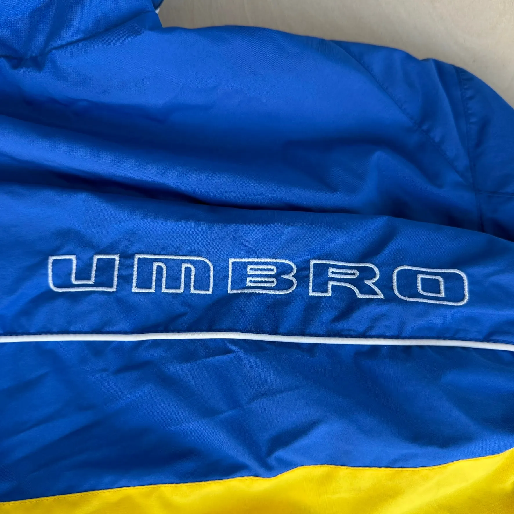 J- Vintage Umbro Yellow/Blue Zip Up Lightweight Jacket - M sold by HG Vintage product image thumbnail 3