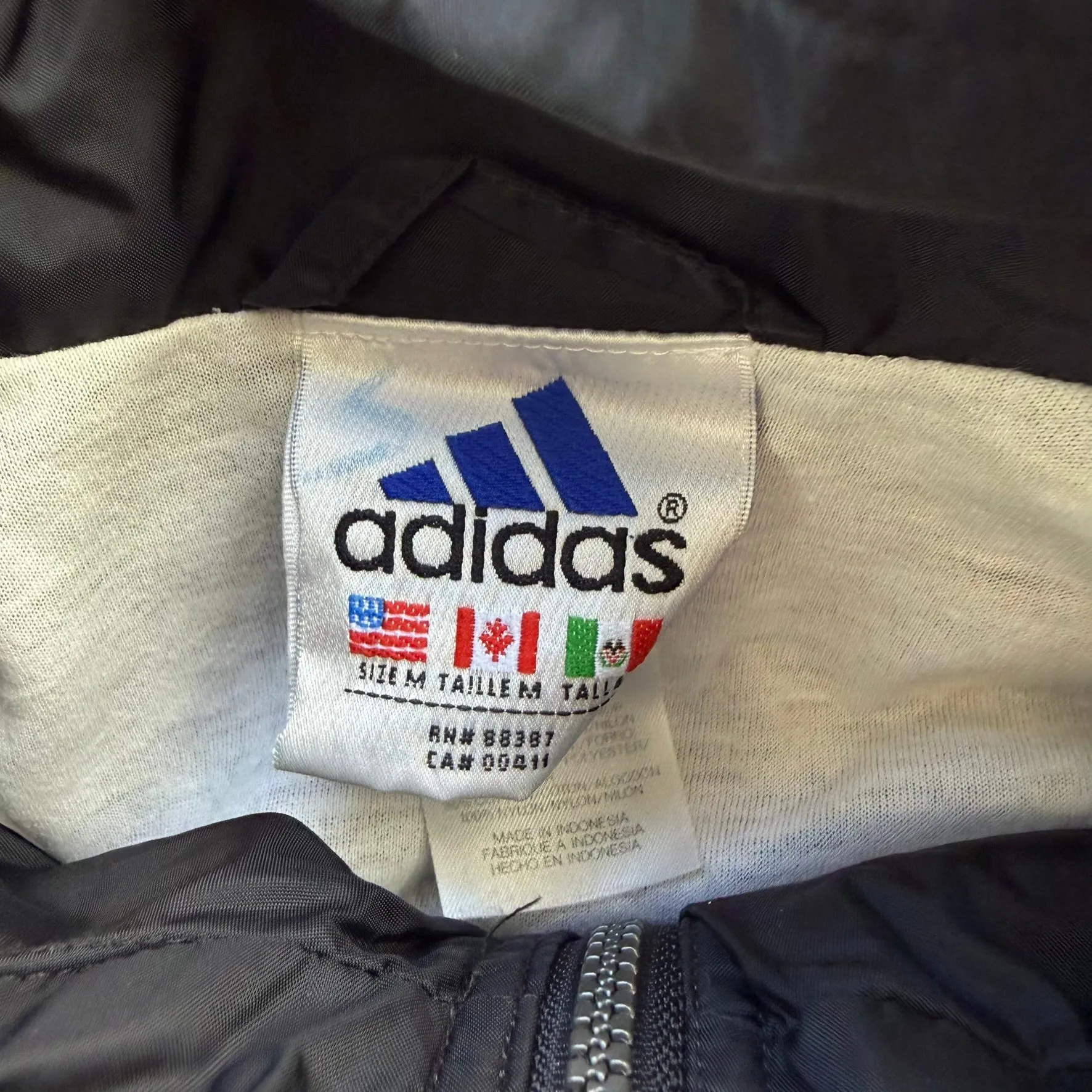 J- Vintage Adidas Black/White Zip Up Lightweight Jacket - M sold by HG Vintage product image thumbnail 3