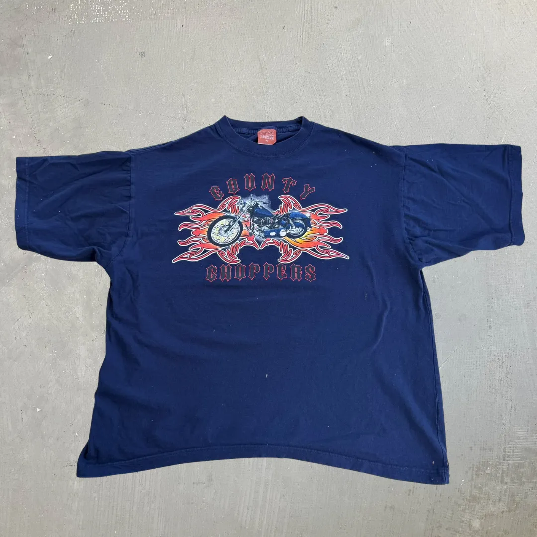 J- Vintage County Choppers Text & Motorcycle Graphic Tee - XL sold by HG Vintage