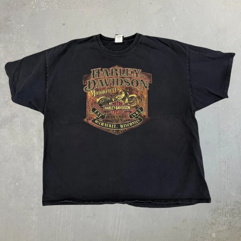 J-  Vintage '10 Harley Davidson Medicine Hat Canada Graphic Tee - 3XL sold by HG Vintage