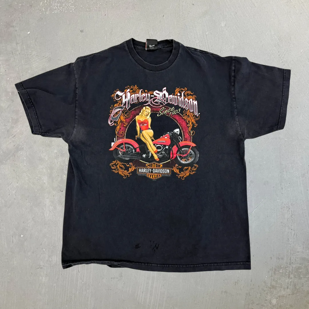 J- '17 Harley Davidson Vancouver Canada Graphic Tee - XL sold by HG Vintage
