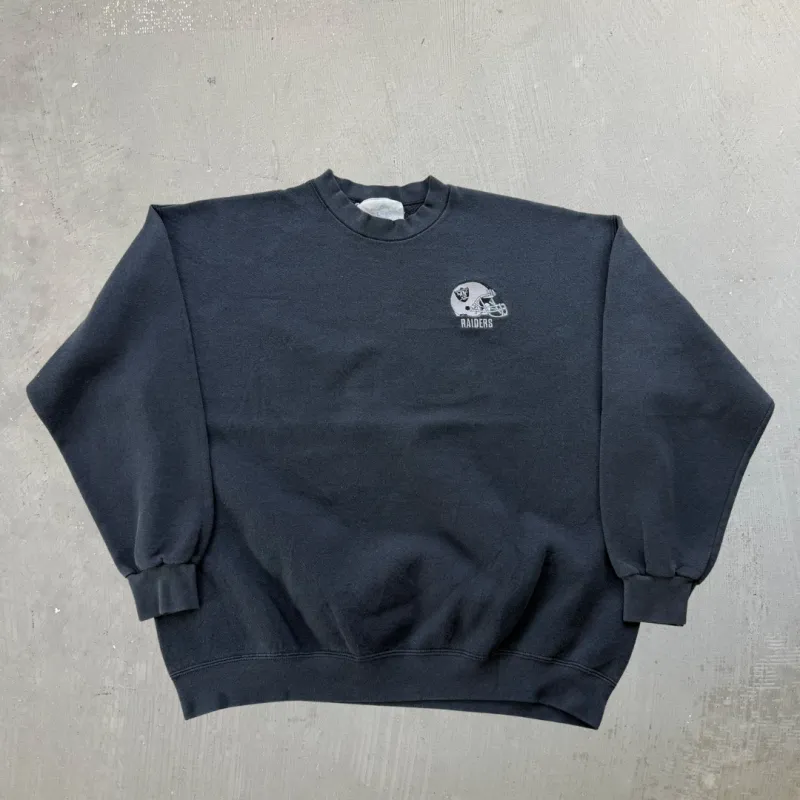 J- Vintage Oakland Raiders NFL Majestic Embroidered Logo Made In USA Crewneck - L made by HG Vintage