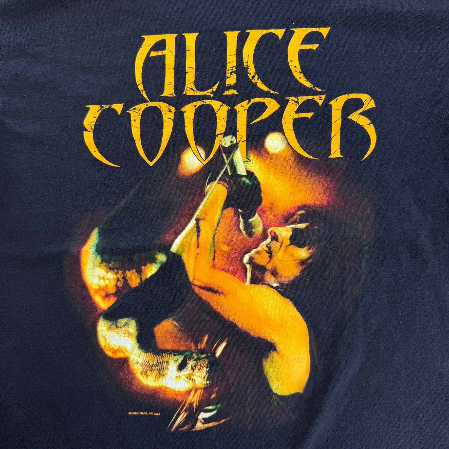 J- Vintage '04 Alice Cooper Picture & Text Graphic Tee - L sold by HG Vintage product image thumbnail 2