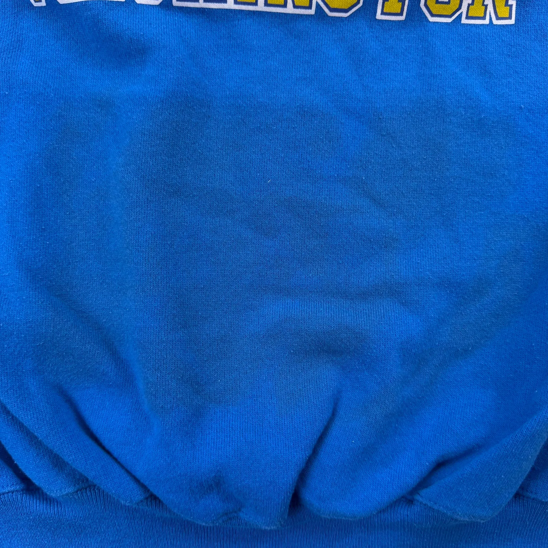 J- Vintage University Of Washington Text Made In USA Crewneck - XL sold by HG Vintage product image thumbnail 5