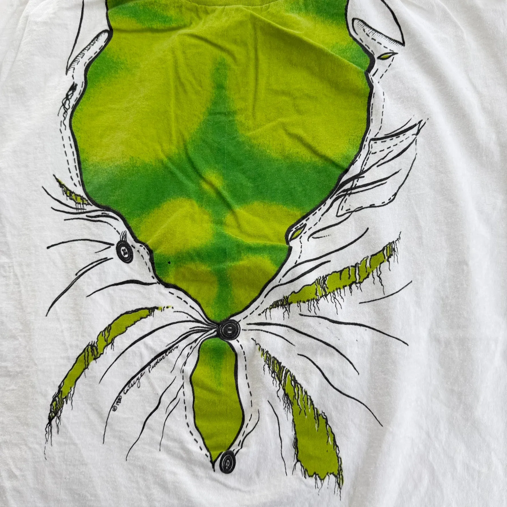 J- Vintage '80 Marvel Comics The Hulk Ripped Graphic Made In USA Single Stitch Tee - XL sold by HG Vintage product image thumbnail 2