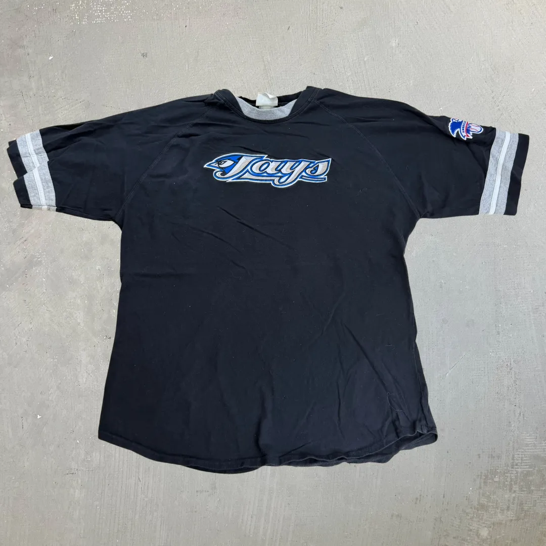 J- Vintage Toronto Blue Jays MLB Lee Embroidered Logo Tee - XL sold by HG Vintage