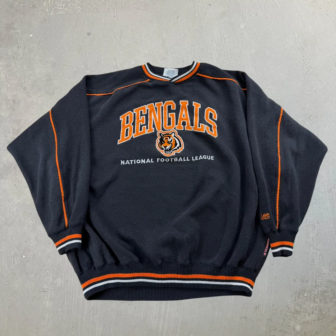 J- Vintage Cincinnati Bengals NFL Lee Embroidered Logo Crewneck - 2XL sold by HG Vintage
