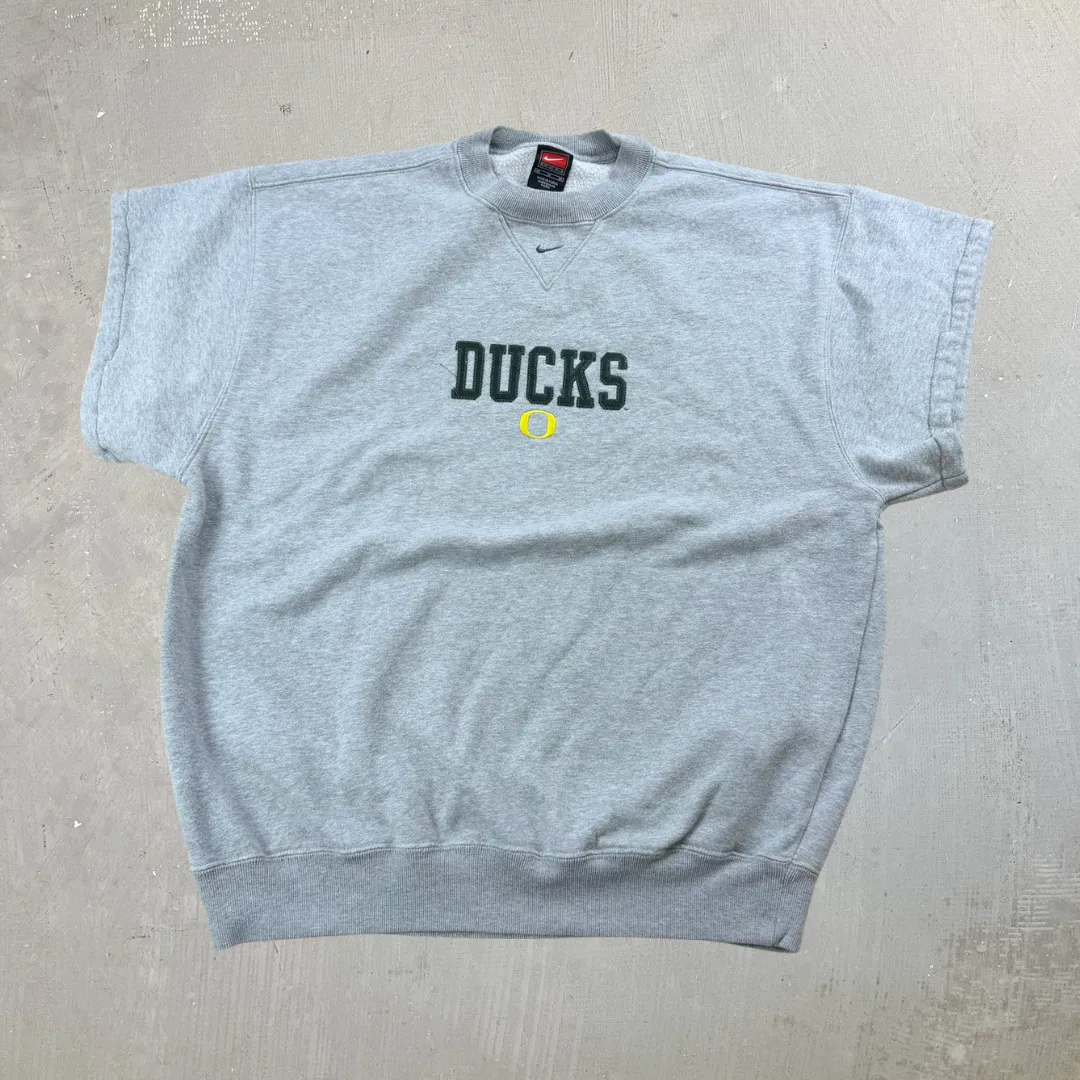 J- Vintage Nike University Of Oregon Ducks Short Sleeve Crewneck - M sold by HG Vintage