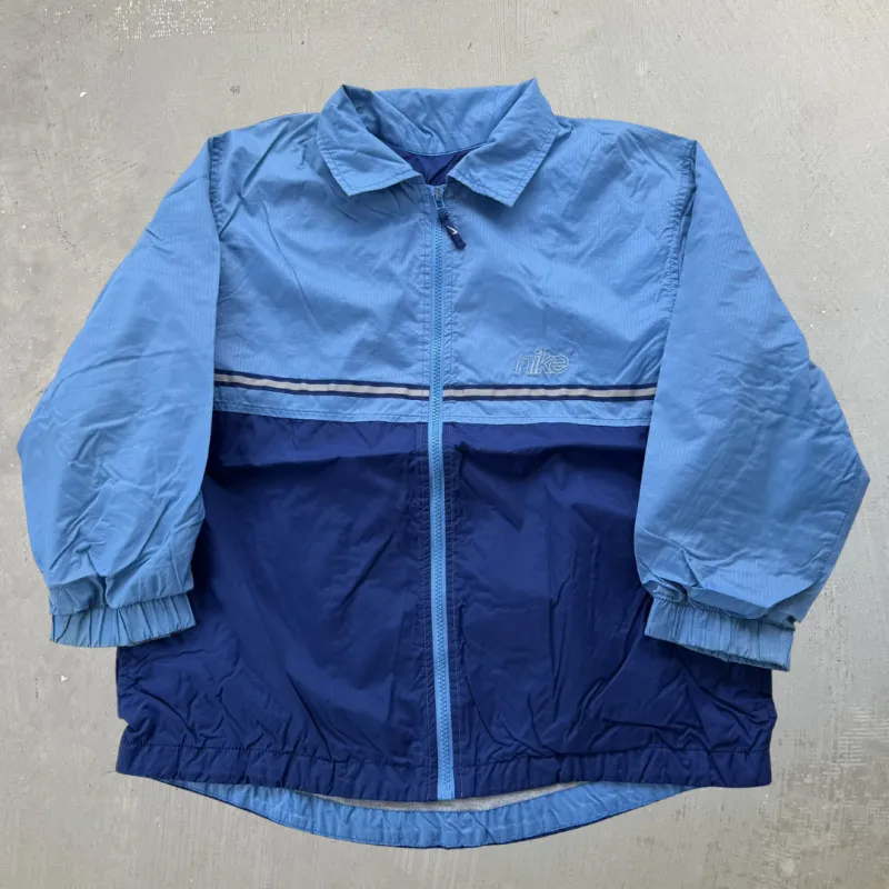 J- Vintage Nike Embroidered Text Zip Up Lightweight Jacket - M made by HG Vintage