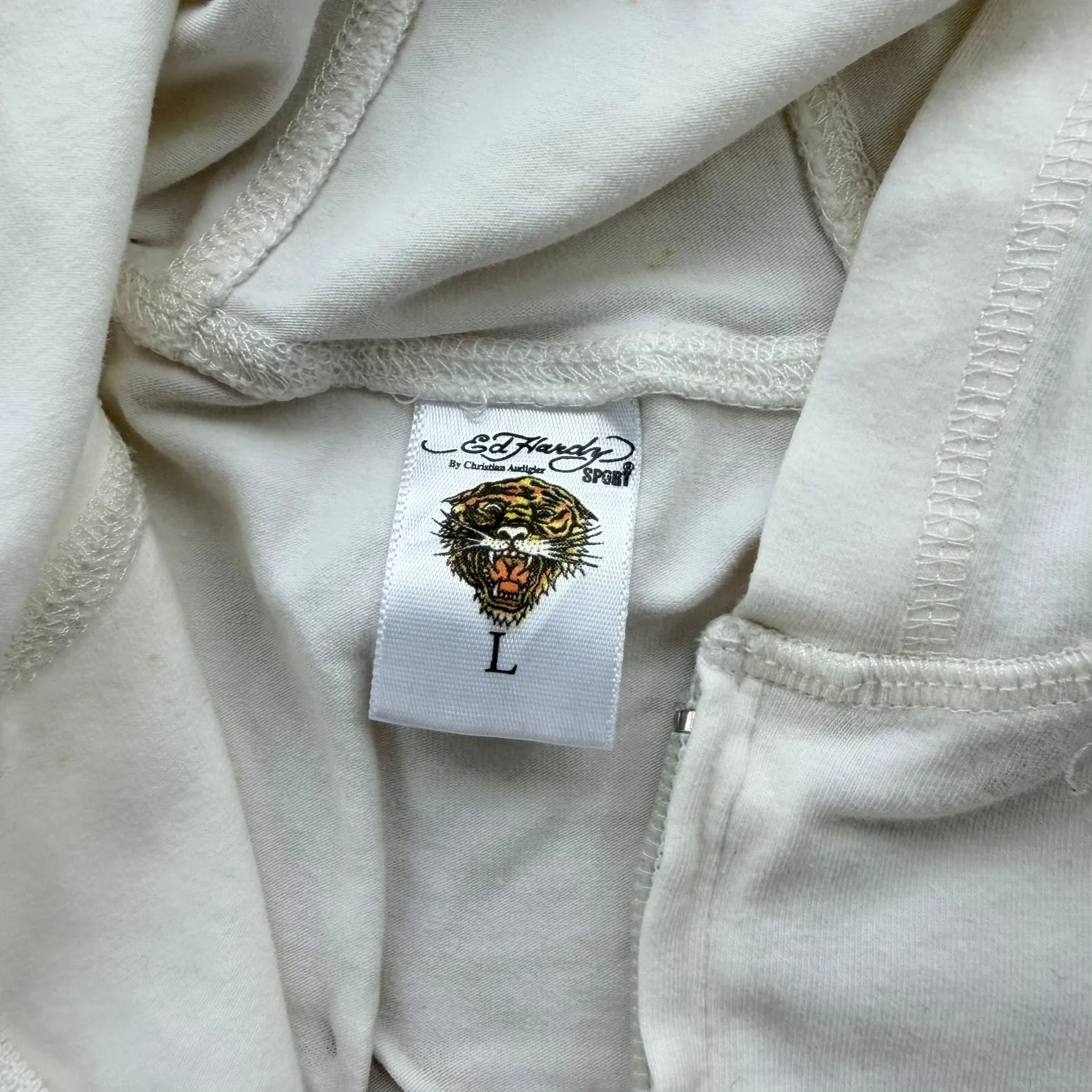 J- Vintage Ed Hardy Geisha Graphic Women's Zip Up Hoodie - L sold by HG Vintage product image thumbnail 5