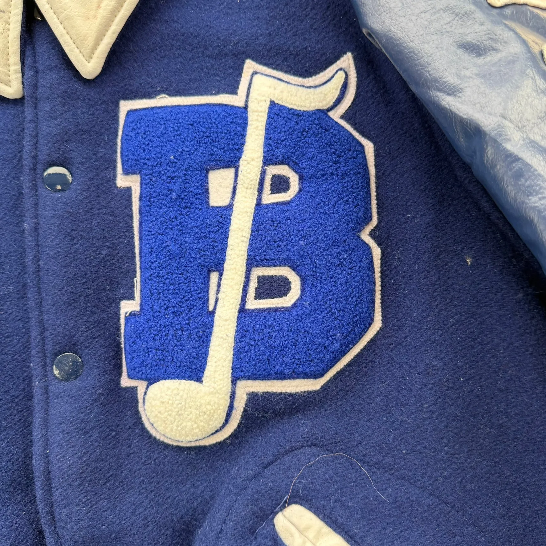 J- Vintage '92 Bands Of America Made In USA Varsity Jacket - XL sold by HG Vintage product image thumbnail 2