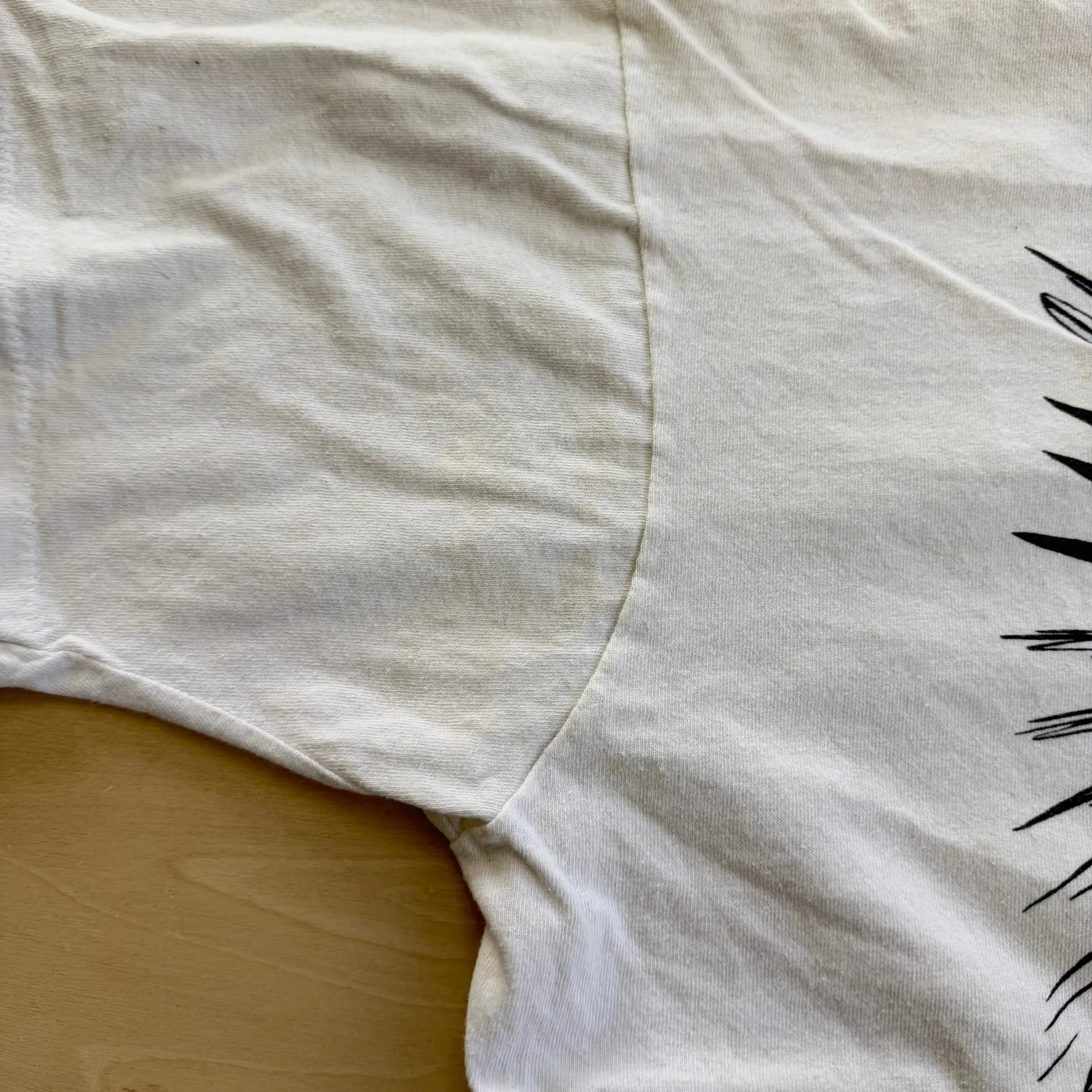 J- Vintage Dr. Seuss The Grinch Graphic Single Stitch Tee - XL sold by HG Vintage product image thumbnail 5