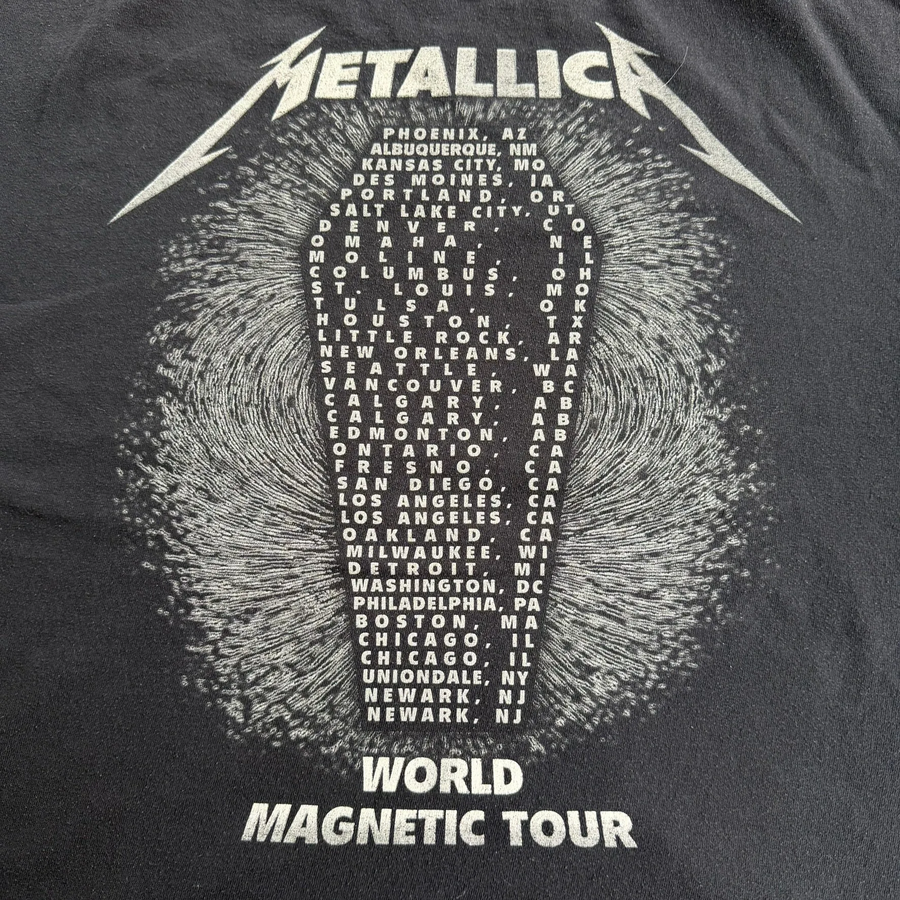 J- Vintage '08 Metallica Death Magnetic Tour Picture Tee - XL sold by HG Vintage product image thumbnail 4