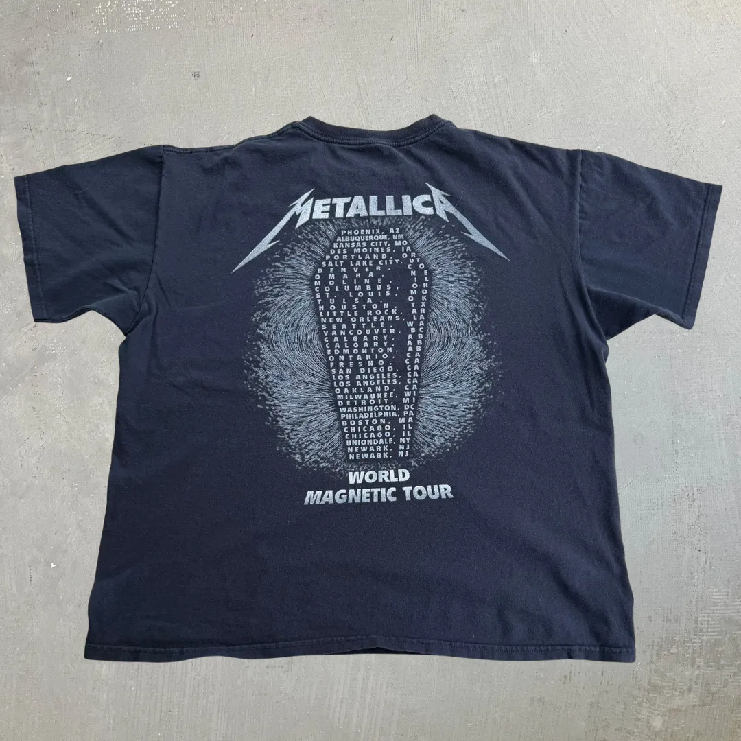 J- Vintage '08 Metallica Death Magnetic Tour Picture Tee - XL sold by HG Vintage product image thumbnail 3